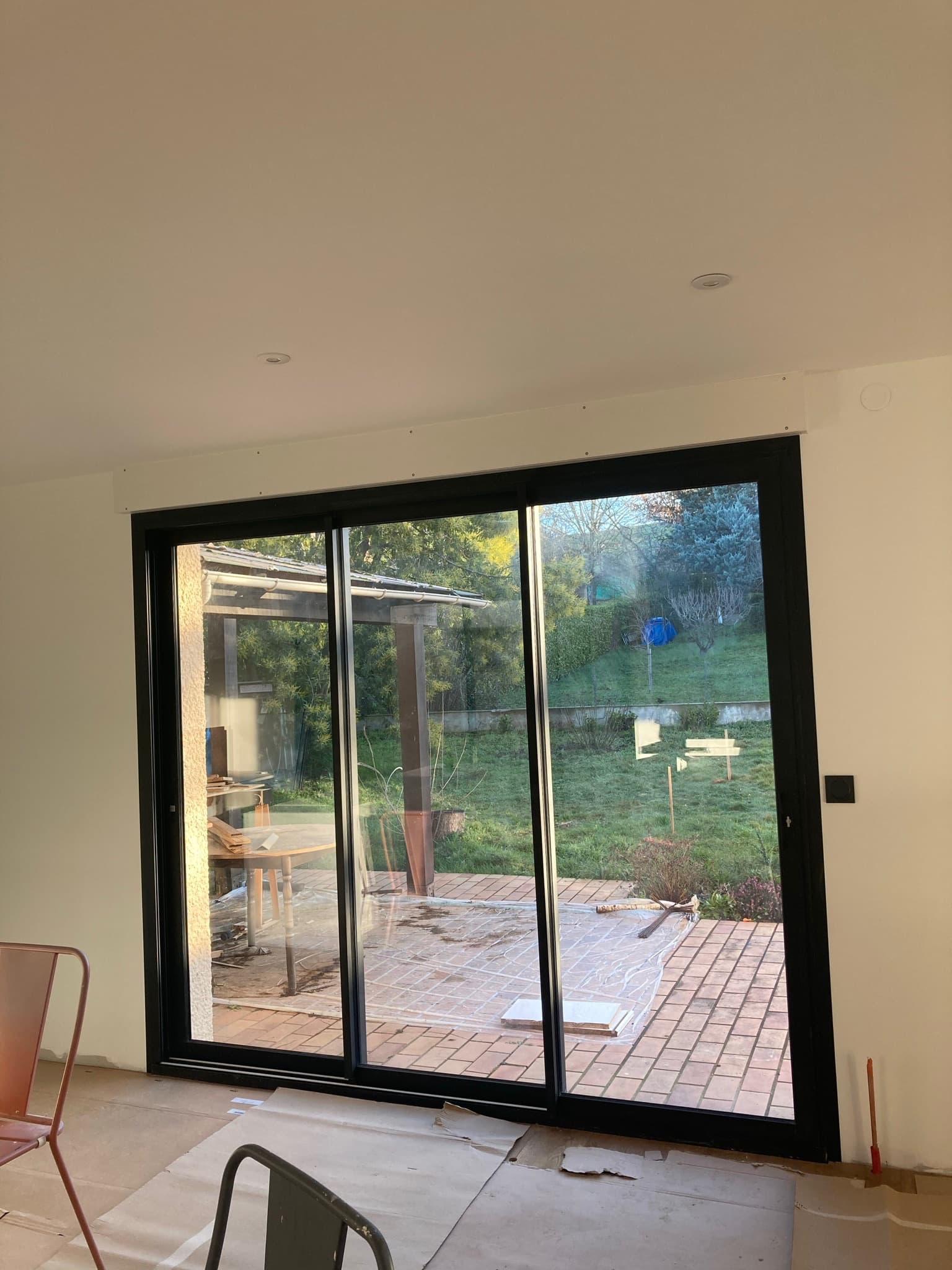 Pose de Menuiseries - Photo 3